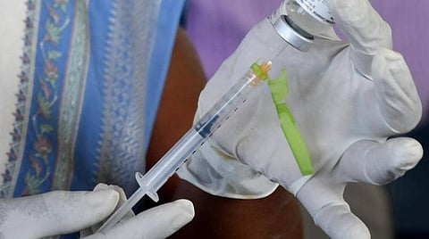 கோவிட்-19 தடுப்பூசி; எண்ணிக்கை 97.14 கோடியைக் கடந்தது