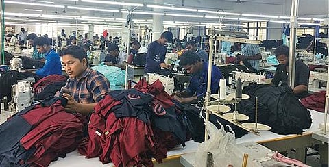 பின்னலாடை தொழிலாளர்களுக்கு விரைந்து போனஸ் வழங்க வேண்டும் :  உற்பத்தியாளர்களுக்கு தொழிற்சங்கத்தினர் கோரிக்கை