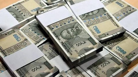 அதிமுகவிலிருந்து விலகி திமுகவில் இணைந்த கூட்டுறவு சங்கத் தலைவர் மீது இயக்குநர்கள் மோசடி புகார்