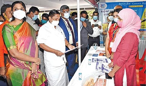 நீலகிரி மாவட்டத்தில் அமைக்கப்படவுள்ள -  புதிய தொழில் பூங்காவால் 3 ஆயிரம் பேருக்கு வேலைவாய்ப்பு :  வனத்துறை அமைச்சர் கா.ராமச்சந்திரன் நம்பிக்கை