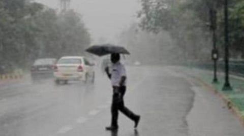 10 மாவட்டங்களில் கனமழை வாய்ப்பு: சென்னை வானிலை ஆய்வு மையம் தகவல்