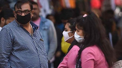 புதுச்சேரி ஊரடங்கில் தளர்வு- திரையரங்குகளில் 100% இருக்கைகளுடன் செயல்பட அனுமதி, தீபாவளியொட்டி இரவில் கடைகளைத் திறக்கலாம்