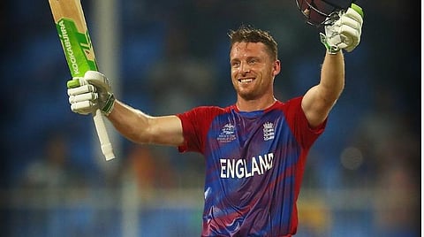 இலங்கைக்கு எதிரான ஆட்டத்தில் அபாரமாக ஆடி சதம் அடித்த இங்கிலாந்து வீரர் ஜோஸ் பட்லர் | படம் உதவி ட்விட்டர்