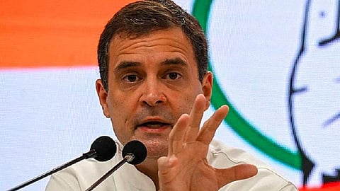 கோலியின் மகளுக்கு மிரட்டல்: ஆறுதல் கூறிய ராகுல்; நடவடிக்கைக்குப் பரிந்துரைத்த டெல்லி மகளிர் ஆணையம்