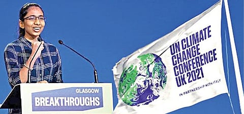 பிரதமர் நரேந்திர மோடி உள்ளிட்ட உலகத் தலைவர்கள் பங்கேற்ற கிளாஸ்கோ பருவ நிலை மாற்ற மாநாட்டில் பேசுகிறார் தமிழக சிறுமி வினிஷா உமாசங்கர்.