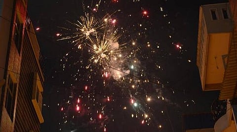 மாசுக்களைக் குறைத்து மகிழ்ச்சியோடு கொண்டாடுவோம் இன்றைய திருநாளை