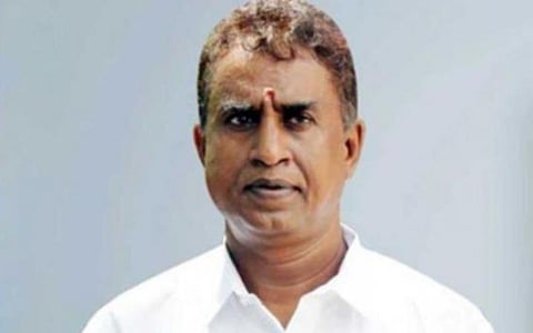 முன்னாள் அமைச்சர் வேலுமணிக்கு எதிரான முறைகேடு வழக்கு; 10 வாரங்களில் குற்றப்பத்திரிகை தாக்கல் செய்ய வேண்டும்: லஞ்ச ஒழிப்புத் துறைக்கு உயர் நீதிமன்றம் உத்தரவு