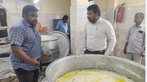 மழை பாதித்த பகுதிகளில் மீட்பு நடவடிக்கை; சென்னை மாநகாரட்சி மண்டல கண்காணிப்பாளர்கள் ஆய்வு