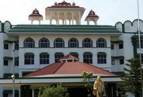 5 மாவட்டங்களில் நடைபெற்ற ரூ.400 கோடி நிதி நிறுவன மோசடி வழக்கு; பொருளாதாரக் குற்றப்பிரிவுக்கு மாற்றம்: உயர் நீதிமன்றத்தில் அரசு தகவல்