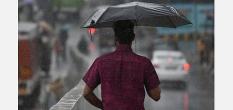 காற்றழுத்த தாழ்வு மண்டலம் நாளை கரையை கடக்கிறது: சென்னை வானிலை ஆய்வு மையம்