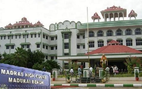 5 ஜி அலைக்கற்றையால் கரோனா பரவுகிறதா?- ஆய்வுக்கு உத்தரவிடக்கோரிய மனு தள்ளுபடி 