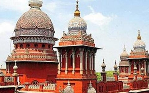 கோயிலுக்கு தானமாக தரப்பட்ட சொத்துகளை உரிய நோக்கத்துக்கு பயன்படுத்தாதது தெய்வத்துக்கு செய்யும் பாவம்: சென்னை உயர் நீதிமன்ற நீதிபதி எஸ்.எம்.சுப்பிரமணியம் கருத்து