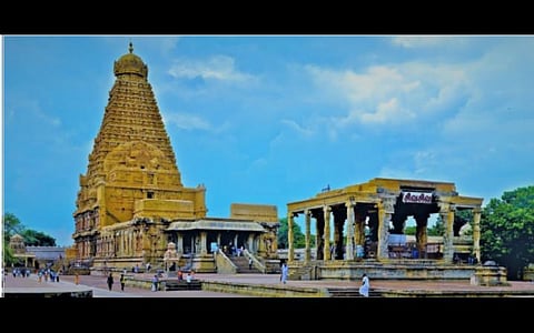 சதயம், பெரிய லிங்கம், மூலிகைக் கொத்து, மலை, தோரணம்!   உங்கள் நட்சத்திரங்கள்...வரம் அருளும் தெய்வங்கள் – 30