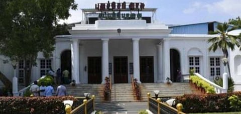 புதுச்சேரியில் கரோனா தடுப்பூசி கட்டாயம்: மீறுபவர்களுக்கு தண்டனை