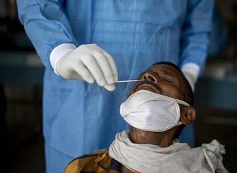 8,895 பேருக்கு புதிதாக கரோனா தொற்று: 127.61 கோடி பேருக்கு தடுப்பூசி