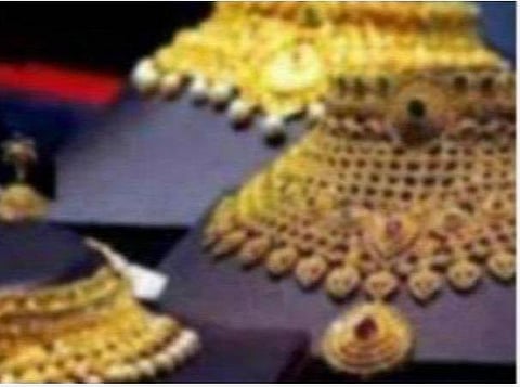 தங்கம் விலை உயர்வு: இன்றைய நிலவரம் என்ன?