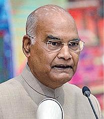 விடுதலை நாள் விழாவில் பங்கேற்க வங்கதேசம் சென்றார் குடியரசுத் தலைவர்