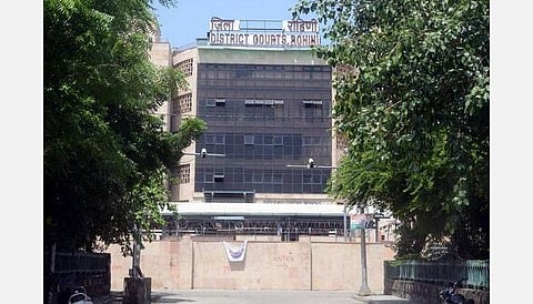 டெல்லி நீதிமன்ற குண்டுவெடிப்பு சம்பவத்தில் டிஆர்டிஓ மூத்த விஞ்ஞானி கைது: முன்பகையால் பக்கத்து வீட்டு வழக்கறிஞரை கொல்ல திட்டமிட்டுள்ளார்