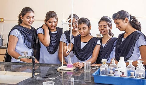 மருத்துவக் கனவை நனவாக்கும் துணை மருத்துவப் படிப்புகள்