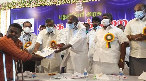 இட ஒதுக்கீடு அடிப்படையில் மாற்றுத்திறனாளிகளுக்கு வேலைவாய்ப்பு: புதுவை முதல்வர் ரங்கசாமி