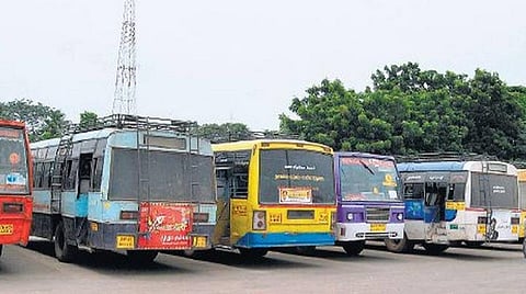 தனியாருக்கு ஆதரவாக இயக்கப்படாத அரசு பேருந்துகள்: பிஆர்டிசி ஊழியர்கள் சங்கம் குற்றச்சாட்டு