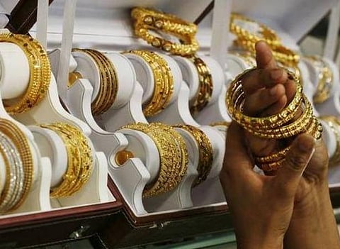 புத்தாண்டின் முதல் நாளிலேயே தங்கம் விலை கடும் உயர்வு: இன்றைய நிலவரம் என்ன?