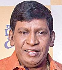 கரோனா தொற்றில் இருந்து குணமடைந்து மருத்துவமனையில் இருந்து வீடு திரும்பினார் வடிவேலு