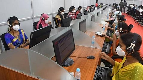 இந்தியாவின் சேவைத் துறை வளர்ச்சி டிசம்பரில் சரிவு