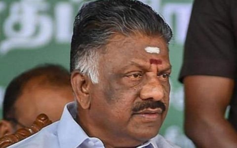 ஓ.பன்னீர்செல்வம், ரவீந்திரநாத் மீது போலீஸ் வழக்கு