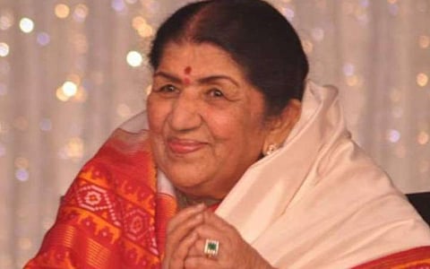 ஐசியூவில் சிகிச்சை: பிரபல பாடகி லதா மங்கேஷ்கருக்கு கரோனா தொற்று