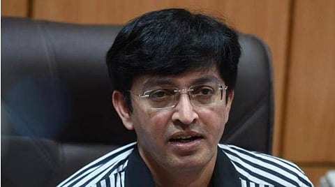 10 முதல் 12-ம் வகுப்பு வரையிலான மாணவர்களுக்கு ஆன்லைன் வகுப்புகள் குறித்து ஆலோசனை: ராதாகிருஷ்ணன்