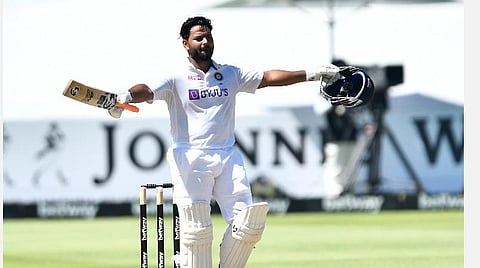 சதம் அடித்த மகிழ்ச்சியில் ரிஷப் பந்த் | படம் உதவி ட்விட்டர்