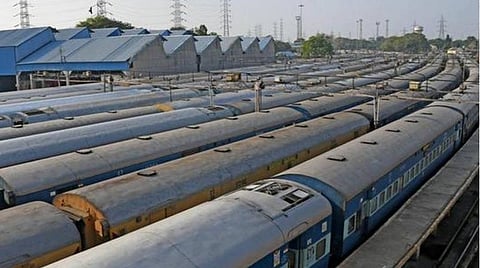 மத்திய அரசு பட்ஜெட்டில் தமிழக ரயில் திட்டங்களுக்கு நிதி ஒதுக்கப்படுமா? - செயல்பாட்டில் உள்ள திட்டங்களைத் தொடர கூடுதல் நிதி ஒதுக்க வேண்டு மென ரயில் பயணிகள் எதிர்பார்ப்பு