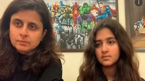 எங்களுக்கு ஏன் தடுப்பூசி போடவில்லை?- டெல்லி நீதிமன்றத்தில் 12 வயது சிறுமி மனு