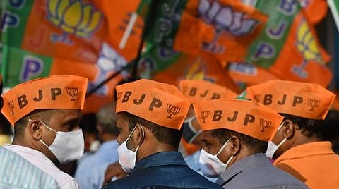 பாஜக கூட்டணி 296 இடங்களில் வெற்றி பெறும்: கருத்துக் கணிப்பில் தகவல்