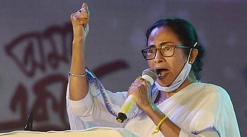 எதிர்க்கட்சிகளை வழிநடத்தும் தலைவர்: ராகுல் காந்தியை பின்னுக்குத் தள்ளிய மம்தா பானர்ஜி