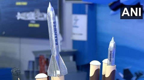 இந்தியாவிடம் இருந்து பிரம்மோஸ் ஏவுகணைகளை வாங்க பிலிப்பைன்ஸ் ஒப்பந்தம்