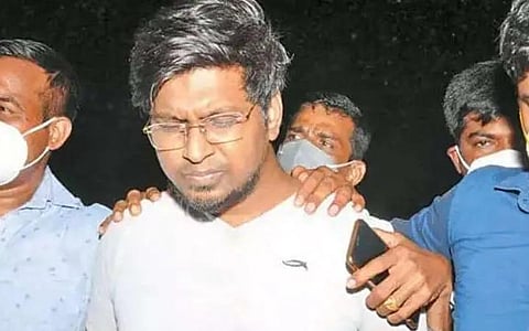 ‘லஞ்ச பேரம்’ ஆடியோ சமூக வலைதளங்களில் வைரலானது: பப்ஜி மதனுக்கு சொகுசு வசதிகள் செய்த உதவி ஜெயிலர் இடைநீக்கம்