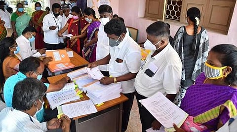 தமிழக நகர்ப்புற உள்ளாட்சி தேர்தலில் 74,416 பேர் வேட்புமனு தாக்கல்