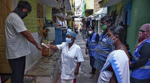 பிப்ரவரி 8: தமிழக நிலவரம்: தொற்று பாதிப்பு, குணமடைந்தோர், பலி எண்ணிக்கை- முழுமையான பட்டியல்