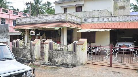 நாகர்கோவில் பெண் காவல் ஆய்வாளர் வீட்டில் லஞ்ச ஒழிப்பு போலீஸார் சோதனை: ரூ.7.90 லட்சம் பறிமுதல்