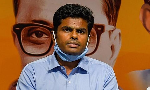 நீட் தேர்வை எதிர்க்கும் தமிழக அரசு, ஆசிரியர் பணிக்கு 2 தகுதி தேர்வு வைப்பது ஏன்? - அண்ணாமலை கேள்வி