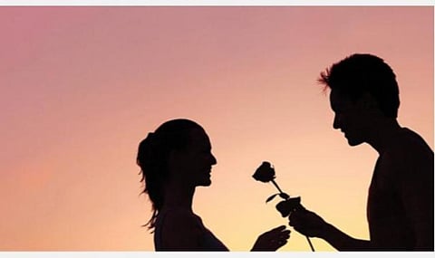 காதலர் தின வரலாறும் மறைந்துபோன வாழ்த்து அட்டைகளும் | Valentine's Day பகிர்வு