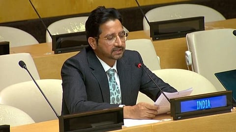 26/11, பதான்கோட், புல்வாமா தாக்குதலில் தொடர்புடைய குற்றவாளிகளுக்கு பாக். தொடர்ந்து ஆதரவு: ஐ.நா. மாநாட்டில் இந்திய பிரதிநிதி குற்றச்சாட்டு