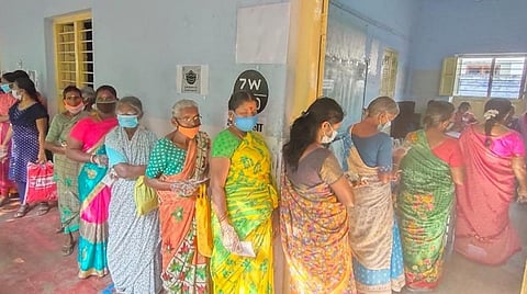 சிவகாசி மாநகராட்சி வாக்கு எண்ணிக்கைக்கு மத்திய அரசு பணியாளர்களை நியமிக்க கோரி உயர் நீதிமன்றத்தில் முறையீடு