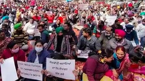 இருளில் மூழ்கிய சண்டிகர்: 36 மணி நேரமாக மின்சாரம் இல்லை; அரசு மருத்துவமனைகளில் அறுவை சிகிச்சைகள் நிறுத்தம்