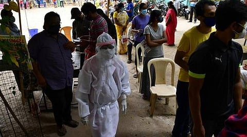 பிப்ரவரி 23: தமிழக நிலவரம்: தொற்று பாதிப்பு, குணமடைந்தோர், பலி எண்ணிக்கை- முழுமையான பட்டியல்