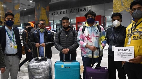 உக்ரைனில் சிக்கித் தவிக்கும் தமிழ்நாட்டு மாணவர்கள்