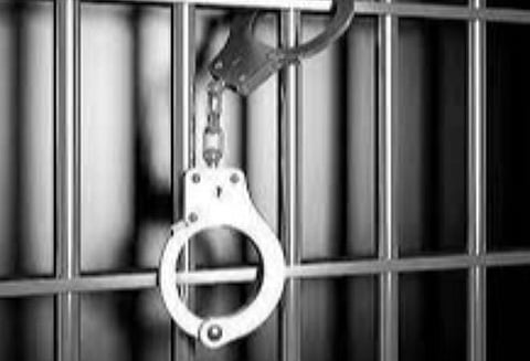 மதுரை: பணம், மடிக்கணினி திருடியவர் கைது