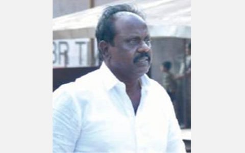 பண்ருட்டி நகராட்சி பதவியை கைப்பற்றிய திமுக நகரச் செயலாளர் ராஜேந்திரன்.